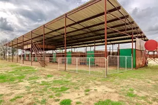 231 N State Hwy 95, Yoakum, TX 77995 - Photo 29