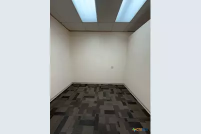 2237 E Highway 190, Lampasas, TX 76550 - Photo 9