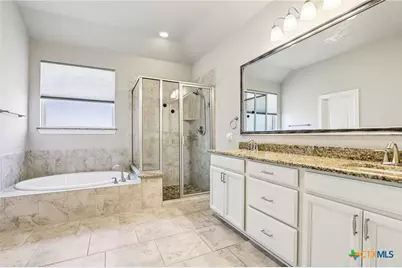 239 Bamberger Avenue, New Braunfels, TX 78132 - Photo 15