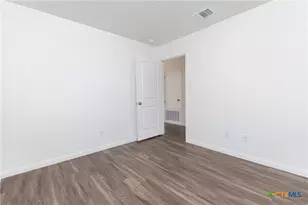 5901 Betty Lou Dr, Killeen, TX 76549 - Photo 9