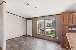 780 Oak Tree Rd, Seguin, TX 78155 - Photo 3