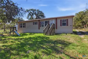 780 Oak Tree Rd, Seguin, TX 78155 - Photo 1