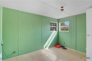 780 Oak Tree Rd, Seguin, TX 78155 - Photo 33