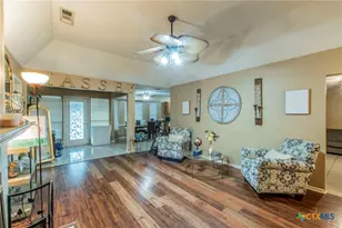 2701 Wildflower Dr, Killeen, TX 76549 - Photo 3