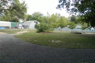 253 Elm Dr, Mcqueeney, TX 78123 - Photo 5