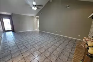 214 Williamsburg Ave, Victoria, TX 77904 - Photo 5