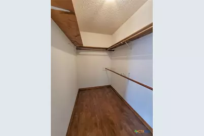 214 Williamsburg Avenue, Victoria, TX 77904 - Photo 13