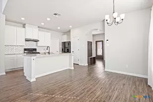 1247 Loma Rnch, New Braunfels, TX 78132 - Photo 5