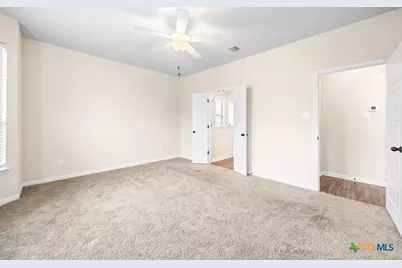 1247 Loma Ranch, New Braunfels, TX 78132 - Photo 17