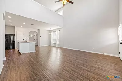 1247 Loma Ranch, New Braunfels, TX 78132 - Photo 15