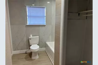 1009 Oak Street, Refugio, TX 78377 - Photo 11