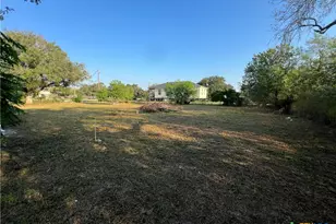 1009 Oak St, Refugio, TX 78377 - Photo 15