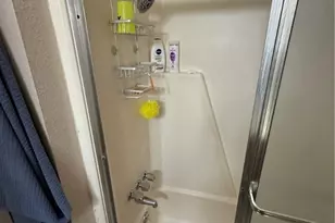 311 Versailles, Victoria, TX 77904 - Photo 11