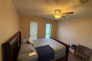 311 Versailles, Victoria, TX 77904 - Photo 7