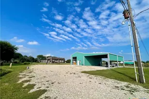 211 N 5th St, Port O'Connor, TX 77982 - Photo 15