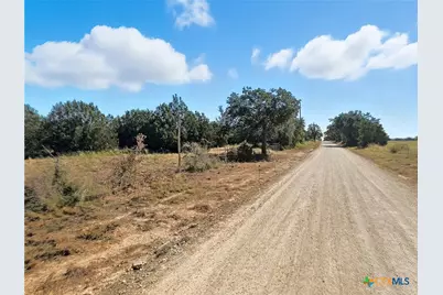 5698 County Road 102, Purmela, TX 76566 - Photo 7