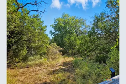 5698 County Road 102, Purmela, TX 76566 - Photo 17