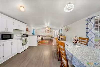 11791 Kinney Road, Atascosa, TX 78002 - Photo 15