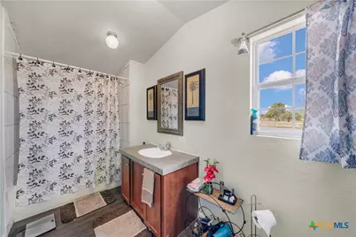 11791 Kinney Road, Atascosa, TX 78002 - Photo 17