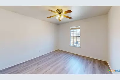 204 W Truman Avenue #D, Copperas Cove, TX 76522 - Photo 3