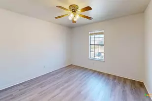 204 W Truman Ave, Copperas Cove, TX 76522 - Photo 3