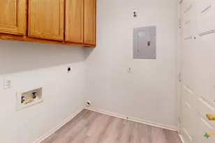 204 W Truman Ave, Copperas Cove, TX 76522 - Photo 9