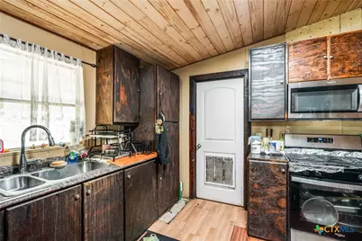 470 Country Acres Drive, Seguin, TX 78155 - Photo 7