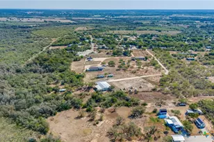 470 Country Acres Dr, Seguin, TX 78155 - Photo 15