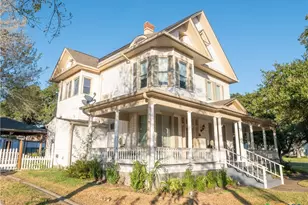 408 E Reuss Blvd, Cuero, TX 77954 - Photo 3