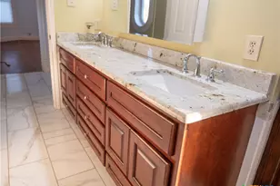 408 E Reuss Blvd, Cuero, TX 77954 - Photo 31