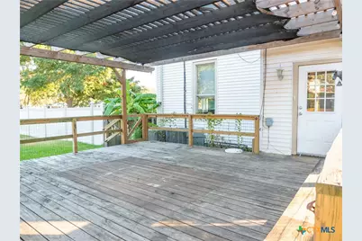 408 E Reuss Boulevard, Cuero, TX 77954 - Photo 13