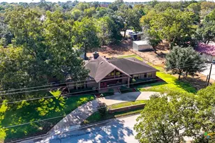 400 Persons St, Stockdale, TX 78160 - Photo 5