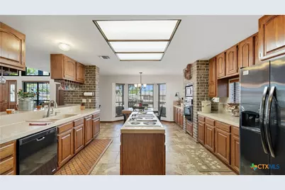 400 Persons Street, Stockdale, TX 78160 - Photo 23