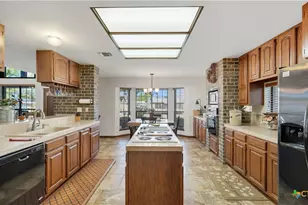 400 Persons St, Stockdale, TX 78160 - Photo 23