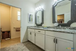 1994 Lakeview Dr, Canyon Lake, TX 78133 - Photo 11