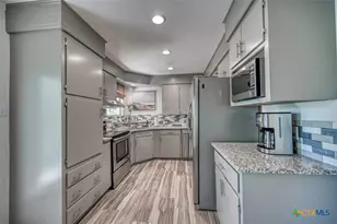 644 Cypress Ridge, Mcqueeney, TX 78123 - Photo 17