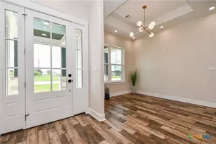 595 Buckskin Dr, Palacios, TX 77465 - Photo 7