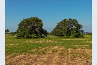 721 Branch Rd, Seguin, TX 78155 - Photo 15