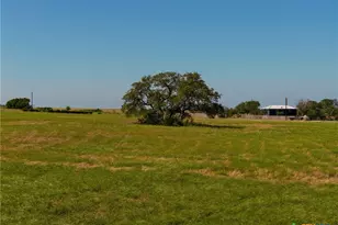 721 Branch Rd, Seguin, TX 78155 - Photo 17