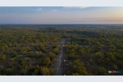 916 County Road 421, Waelder, TX 78959 - Photo 21