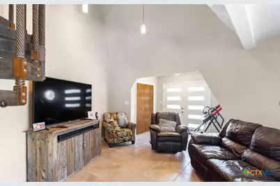 503 Rabbit Run Road, Victoria, TX 77905 - Photo 7