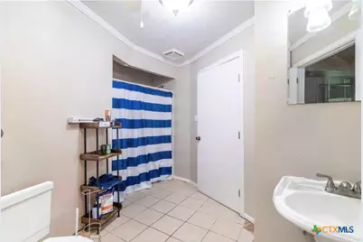 503 Rabbit Run Road, Victoria, TX 77905 - Photo 17