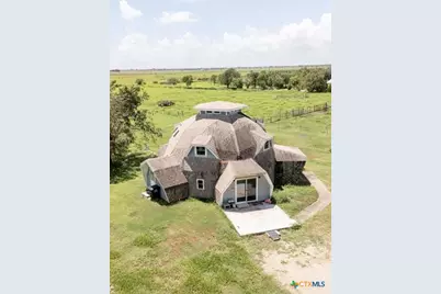 503 Rabbit Run Road, Victoria, TX 77905 - Photo 3