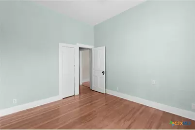 107 W 5th Street, Lampasas, TX 76550 - Photo 21