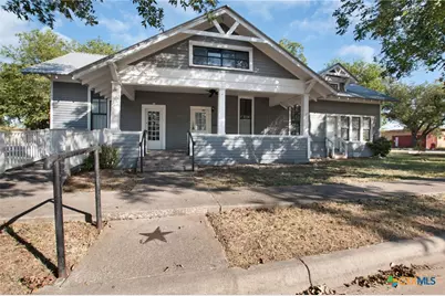 107 W 5th Street, Lampasas, TX 76550 - Photo 1