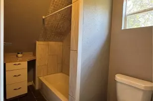 111 N Alexander St, Belton, TX 76513 - Photo 17