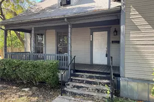 111 N Alexander St, Belton, TX 76513 - Photo 3