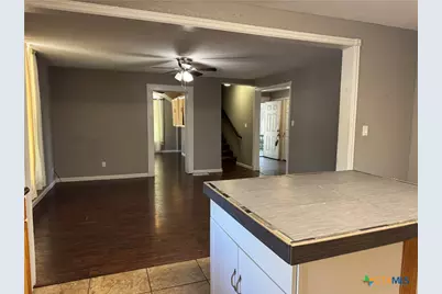 111 N Alexander Street, Belton, TX 76513 - Photo 7