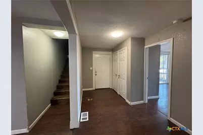 111 N Alexander Street, Belton, TX 76513 - Photo 9