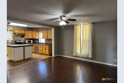 111 N Alexander Street, Belton, TX 76513 - Photo 5